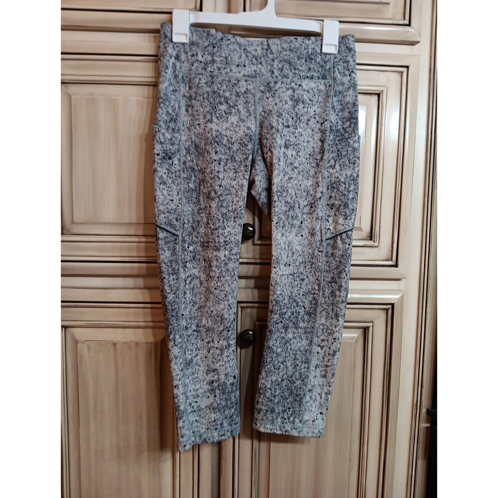 Luluelemon‎ Speed Up Crop Leggings Size 8 Alpine White Stretch Breathable